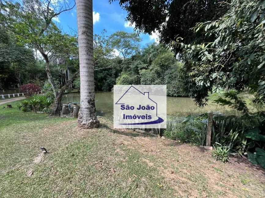 Chácara com 3 quartos à venda, 24200m2 em Jardim Itália, Sao Joao Da Boa Vista - SP - imagem 8 Foto 8 de Chácara com 3 quartos à venda, 24200m2 em Jardim Itália, Sao Joao Da Boa Vista - SP