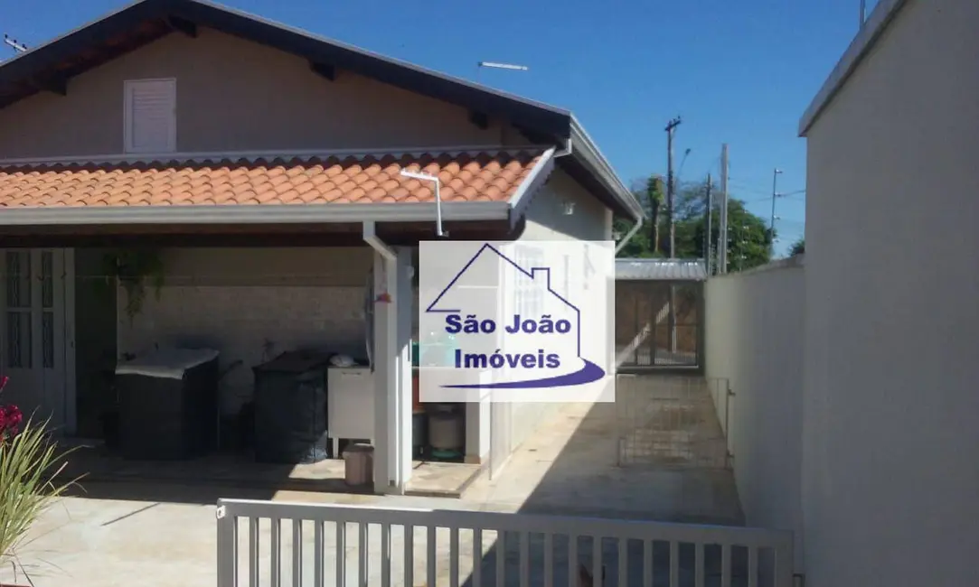 Casa com 4 quartos à venda, 339m2 em Vila Fleming, Sao Joao Da Boa Vista - SP - imagem 3 Foto 3 de Casa com 4 quartos à venda, 339m2 em Vila Fleming, Sao Joao Da Boa Vista - SP