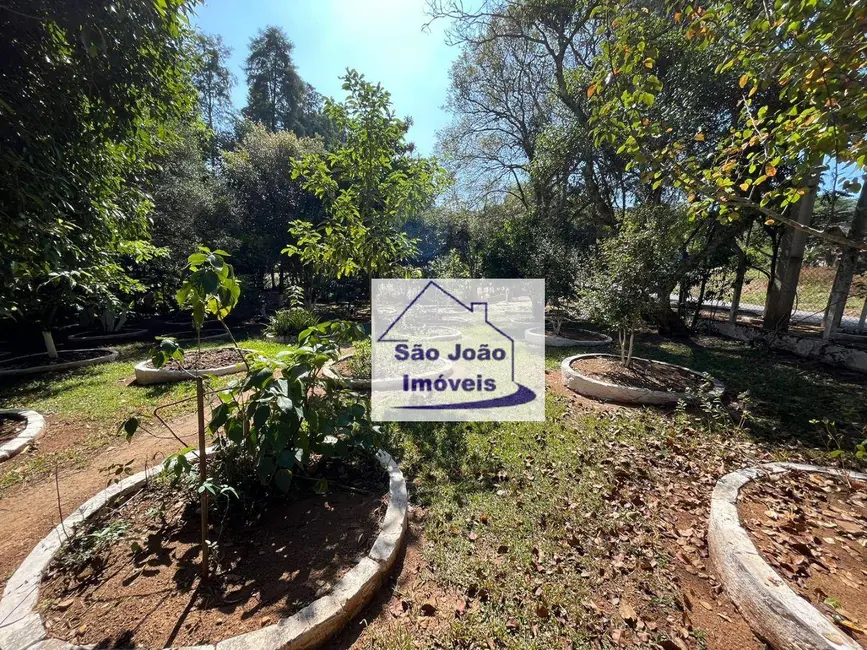 Foto 3 de Chácara com 3 quartos à venda, 5950m2 em Pedregulho, Sao Joao Da Boa Vista - SP