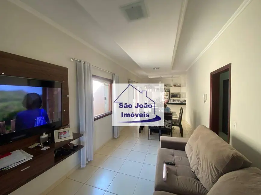 Casa com 3 quartos à venda, 196m2 em Vila Trafani, Sao Joao Da Boa Vista - SP - imagem 1 Foto 1 de Casa com 3 quartos à venda, 196m2 em Vila Trafani, Sao Joao Da Boa Vista - SP