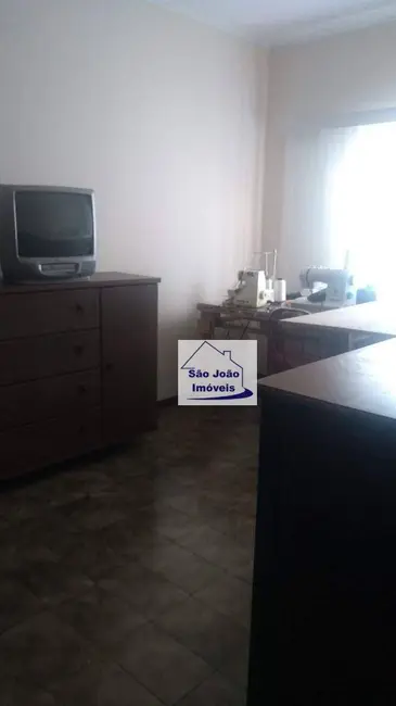 Casa com 3 quartos à venda, 184m2 em Jardim São Nicolau, Sao Joao Da Boa Vista - SP - imagem 8 Foto 8 de Casa com 3 quartos à venda, 184m2 em Jardim São Nicolau, Sao Joao Da Boa Vista - SP