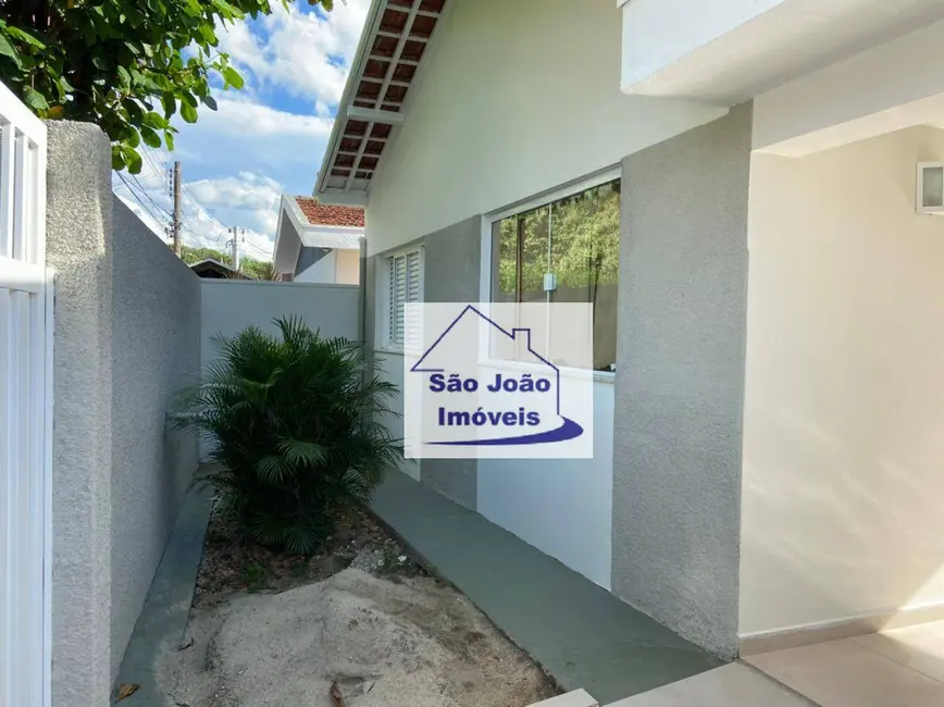 Foto 1 de Casa com 3 quartos à venda, 230m2 em Vila Zanetti, Sao Joao Da Boa Vista - SP