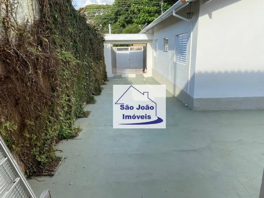 Casa com 3 quartos à venda, 230m2 em Vila Zanetti, Sao Joao Da Boa Vista - SP - imagem 2 Foto 2 de Casa com 3 quartos à venda, 230m2 em Vila Zanetti, Sao Joao Da Boa Vista - SP
