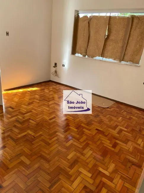 Casa com 3 quartos à venda, 230m2 em Vila Zanetti, Sao Joao Da Boa Vista - SP - imagem 3 Foto 3 de Casa com 3 quartos à venda, 230m2 em Vila Zanetti, Sao Joao Da Boa Vista - SP