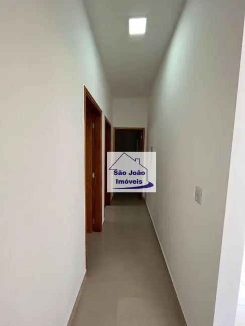 Casa com 3 quartos à venda, 300m2 em Sao Joao Da Boa Vista - SP - imagem 9 Foto 9 de Casa com 3 quartos à venda, 300m2 em Sao Joao Da Boa Vista - SP