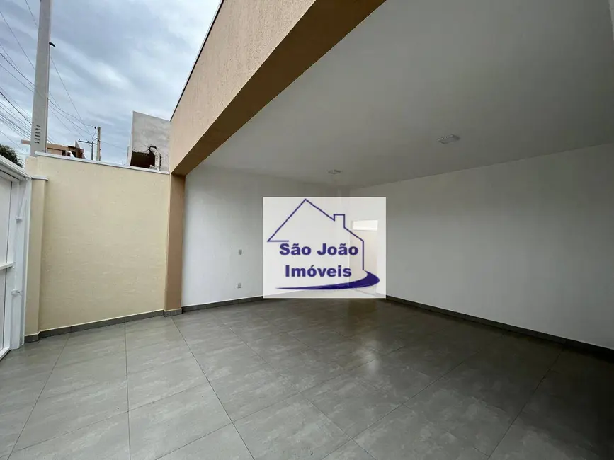 Casa com 3 quartos à venda, 300m2 em Sao Joao Da Boa Vista - SP - imagem 3 Foto 3 de Casa com 3 quartos à venda, 300m2 em Sao Joao Da Boa Vista - SP