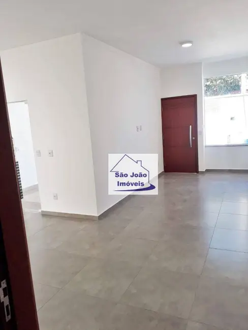 Casa com 3 quartos à venda, 157m2 em Pousada do Sol, Sao Joao Da Boa Vista - SP - imagem 5 Foto 5 de Casa com 3 quartos à venda, 157m2 em Pousada do Sol, Sao Joao Da Boa Vista - SP