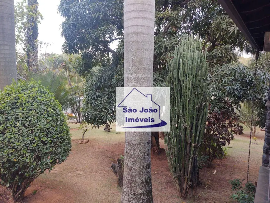 Chácara com 4 quartos à venda, 1100m2 em Solário da Mantiqueira, Sao Joao Da Boa Vista - SP - imagem 8 Foto 8 de Chácara com 4 quartos à venda, 1100m2 em Solário da Mantiqueira, Sao Joao Da Boa Vista - SP