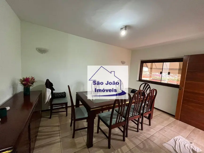 Foto 5 de Casa com 4 quartos à venda, 300m2 em São Lázaro, Sao Joao Da Boa Vista - SP