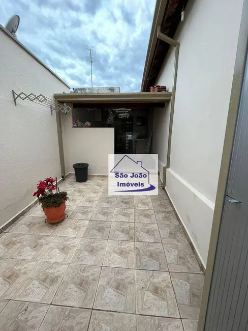 Foto 4 de Casa com 4 quartos à venda, 300m2 em São Lázaro, Sao Joao Da Boa Vista - SP