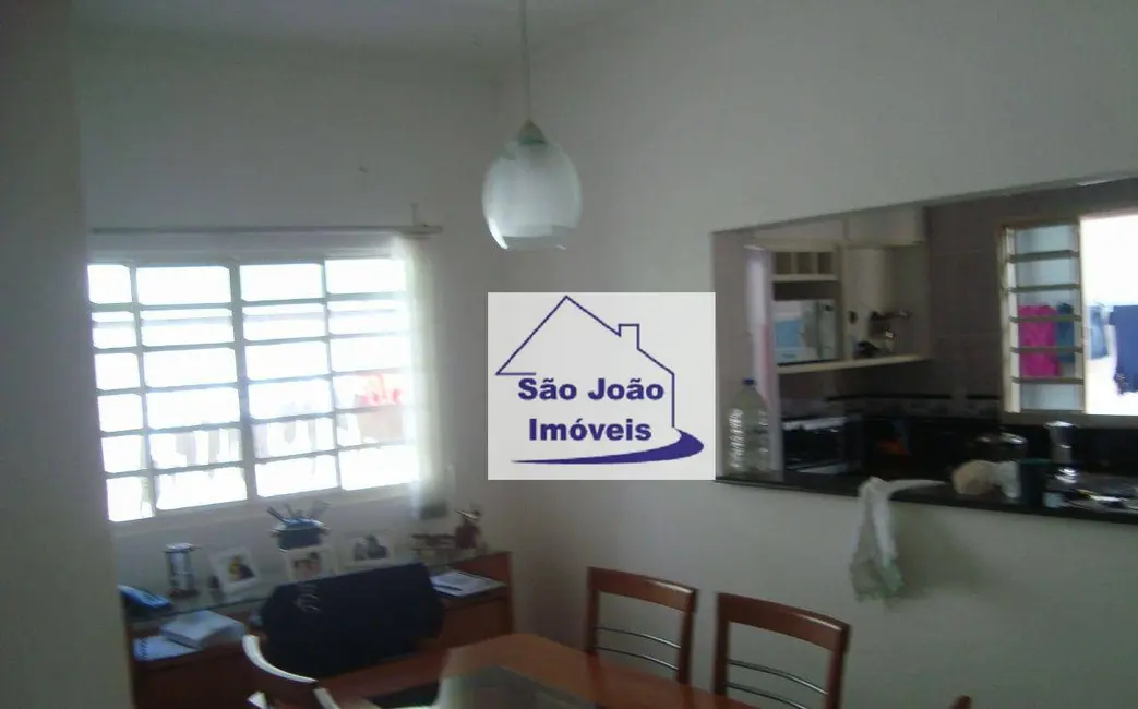Casa com 2 quartos à venda, 319m2 em Jardim dos Reis, Sao Joao Da Boa Vista - SP - imagem 5 Foto 5 de Casa com 2 quartos à venda, 319m2 em Jardim dos Reis, Sao Joao Da Boa Vista - SP