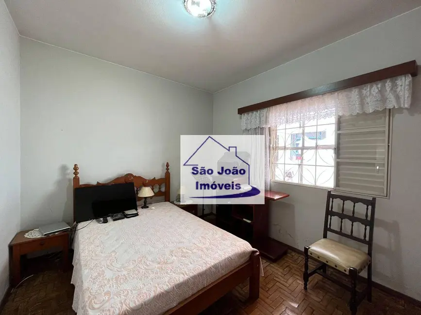 Foto 9 de Casa com 3 quartos à venda, 299m2 em Jardim Bela Vista, Sao Joao Da Boa Vista - SP