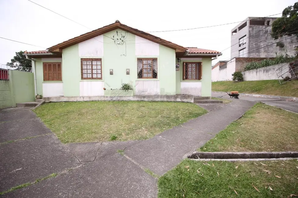Foto 1 de Casa de Condomínio com 2 quartos para alugar, 70m2 em Pelotas - RS