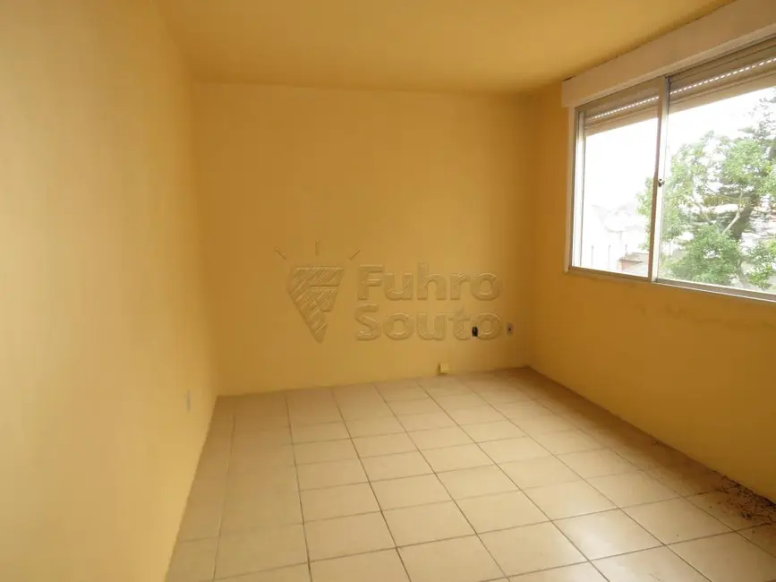 Foto 2 de Apartamento com 1 quarto à venda, 70m2 em Pelotas - RS