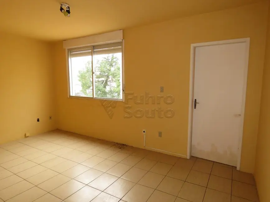 Foto 1 de Apartamento com 1 quarto à venda, 70m2 em Pelotas - RS