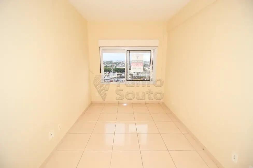 Foto 2 de Apartamento com 1 quarto para alugar, 40m2 em Pelotas - RS