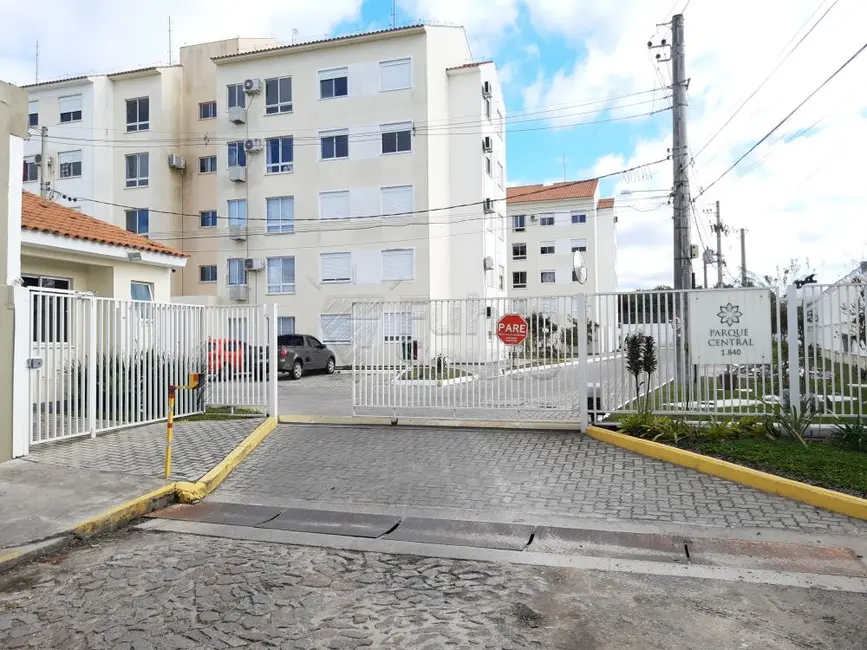 Foto 1 de Apartamento com 2 quartos para alugar, 53m2 em Pelotas - RS
