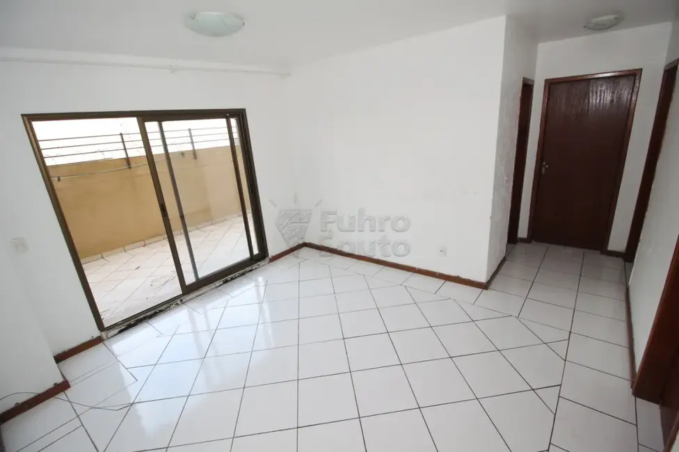 Foto 1 de Apartamento com 2 quartos para alugar, 78m2 em Pelotas - RS