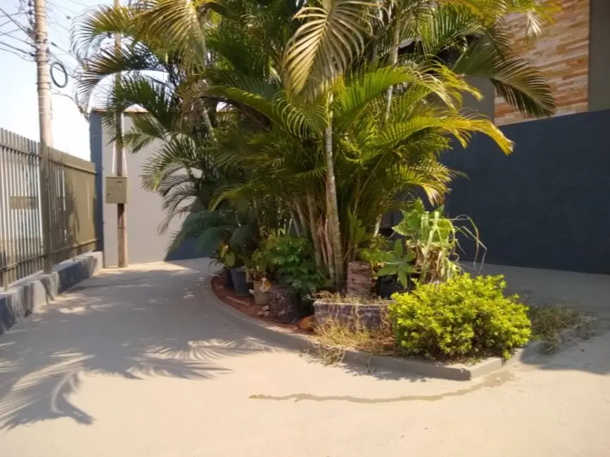Casa com 4 quartos à venda, 164m2 em Jacarezinho - PR - imagem 4 Foto 4 de Casa com 4 quartos à venda, 164m2 em Jacarezinho - PR