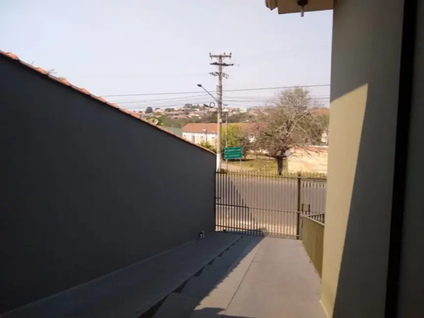 Casa com 4 quartos à venda, 164m2 em Jacarezinho - PR - imagem 5 Foto 5 de Casa com 4 quartos à venda, 164m2 em Jacarezinho - PR