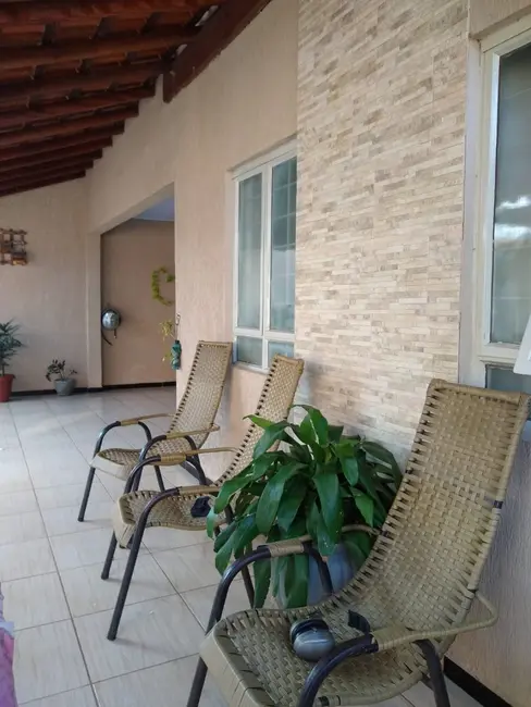 Casa com 3 quartos à venda, 99m2 em Jacarezinho - PR - imagem 3 Foto 3 de Casa com 3 quartos à venda, 99m2 em Jacarezinho - PR