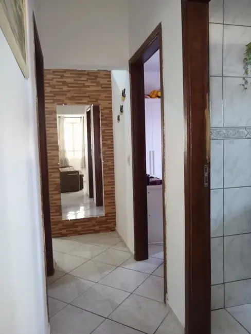 Casa com 3 quartos à venda, 99m2 em Jacarezinho - PR - imagem 5 Foto 5 de Casa com 3 quartos à venda, 99m2 em Jacarezinho - PR