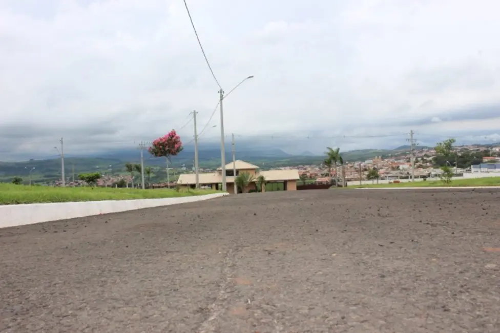 Terreno / Lote à venda em Jacarezinho - PR - imagem 12 Foto 12 de Terreno / Lote à venda em Jacarezinho - PR