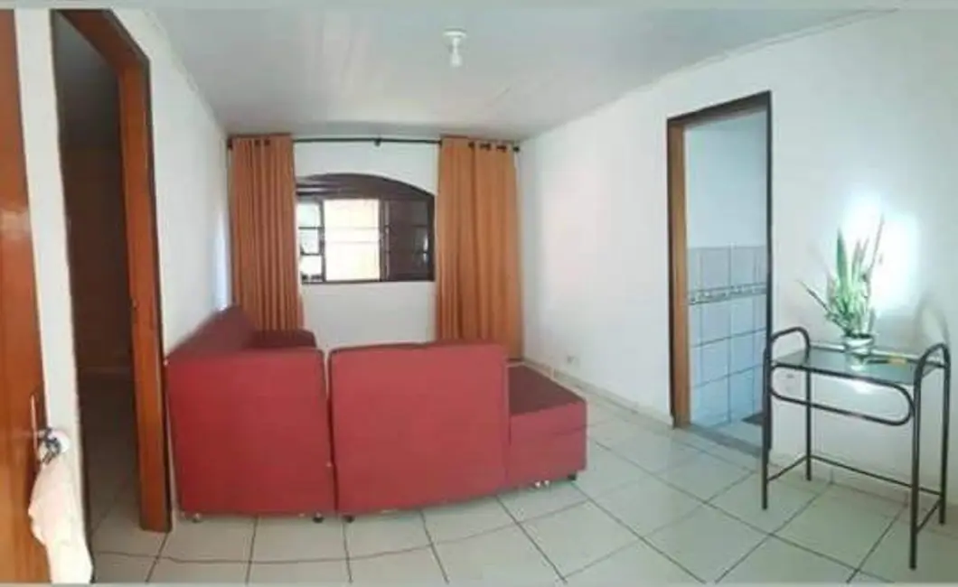 Casa com 2 quartos à venda, 60m2 em Jacarezinho - PR - imagem 4 Foto 4 de Casa com 2 quartos à venda, 60m2 em Jacarezinho - PR