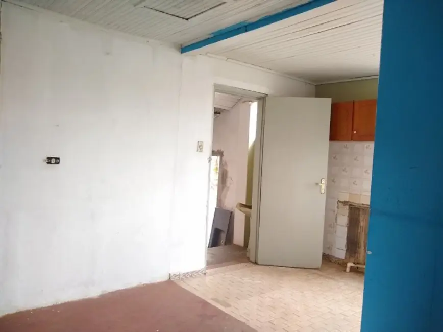 Casa com 2 quartos à venda, 80m2 em Jacarezinho - PR - imagem 8 Foto 8 de Casa com 2 quartos à venda, 80m2 em Jacarezinho - PR