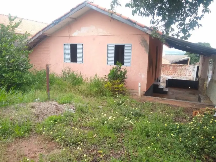 Casa com 2 quartos à venda, 80m2 em Jacarezinho - PR - imagem 5 Foto 5 de Casa com 2 quartos à venda, 80m2 em Jacarezinho - PR