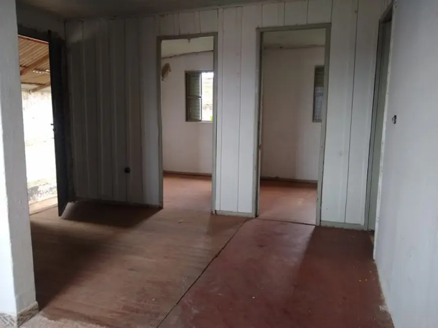 Casa com 2 quartos à venda, 80m2 em Jacarezinho - PR - imagem 9 Foto 9 de Casa com 2 quartos à venda, 80m2 em Jacarezinho - PR
