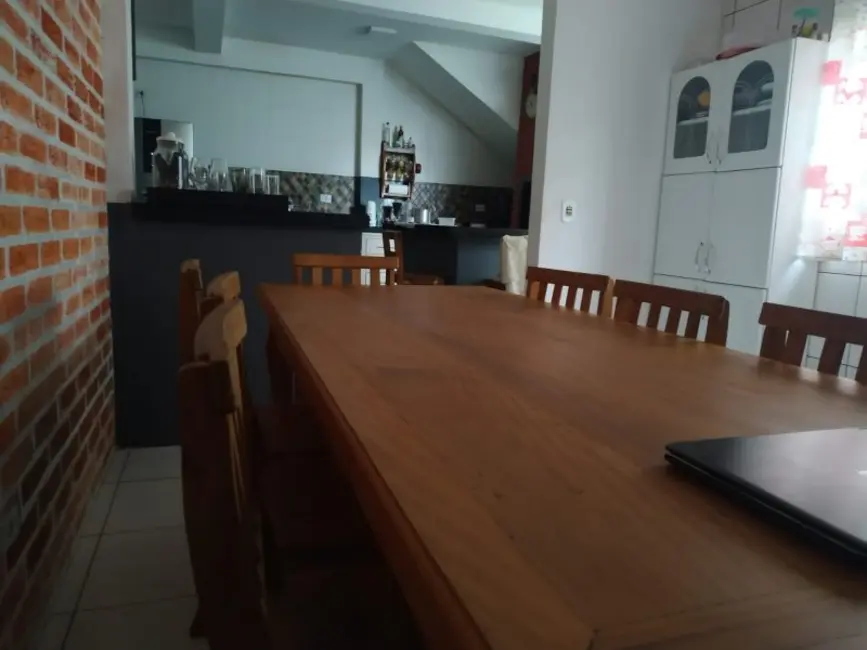 Casa com 3 quartos à venda, 128m2 em Jacarezinho - PR - imagem 8 Foto 8 de Casa com 3 quartos à venda, 128m2 em Jacarezinho - PR