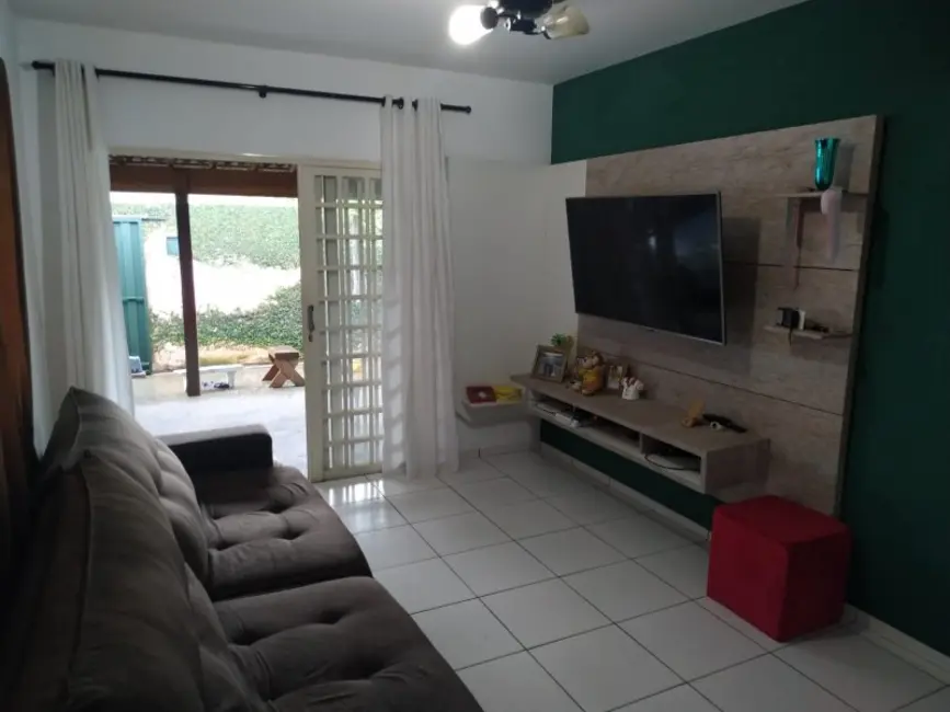 Casa com 3 quartos à venda, 128m2 em Jacarezinho - PR - imagem 3 Foto 3 de Casa com 3 quartos à venda, 128m2 em Jacarezinho - PR