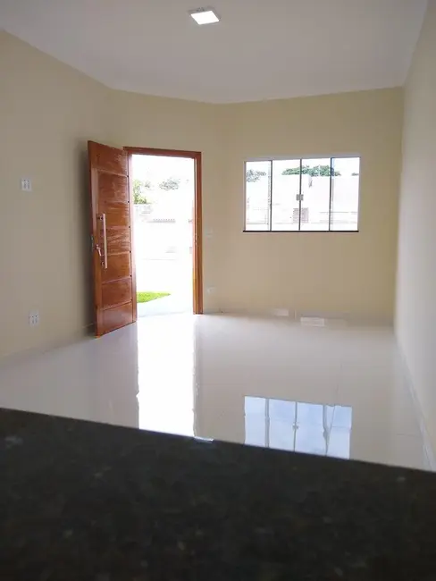 Casa com 2 quartos à venda, 70m2 em Jacarezinho - PR - imagem 6 Foto 6 de Casa com 2 quartos à venda, 70m2 em Jacarezinho - PR