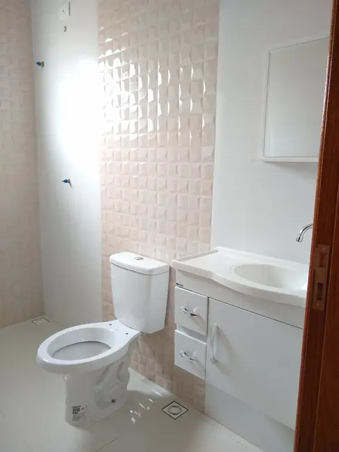 Casa com 2 quartos à venda, 70m2 em Jacarezinho - PR - imagem 9 Foto 9 de Casa com 2 quartos à venda, 70m2 em Jacarezinho - PR