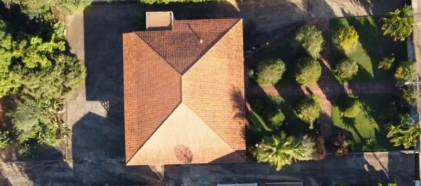 Casa com 7 quartos à venda, 1738m2 em Jacarezinho - PR - imagem 6 Foto 6 de Casa com 7 quartos à venda, 1738m2 em Jacarezinho - PR