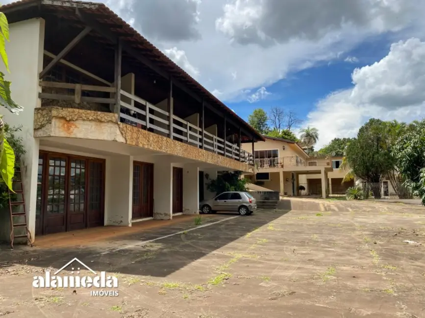 Casa com 7 quartos à venda, 1738m2 em Jacarezinho - PR - imagem 5 Foto 5 de Casa com 7 quartos à venda, 1738m2 em Jacarezinho - PR