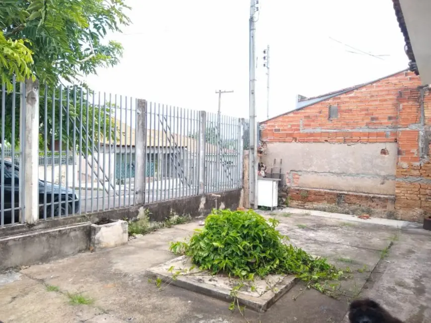 Casa com 3 quartos à venda, 70m2 em Jacarezinho - PR - imagem 6 Foto 6 de Casa com 3 quartos à venda, 70m2 em Jacarezinho - PR
