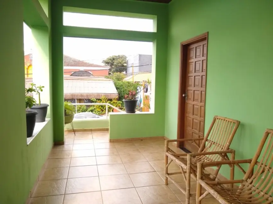 Casa com 3 quartos à venda, 369m2 em Jacarezinho - PR - imagem 8 Foto 8 de Casa com 3 quartos à venda, 369m2 em Jacarezinho - PR