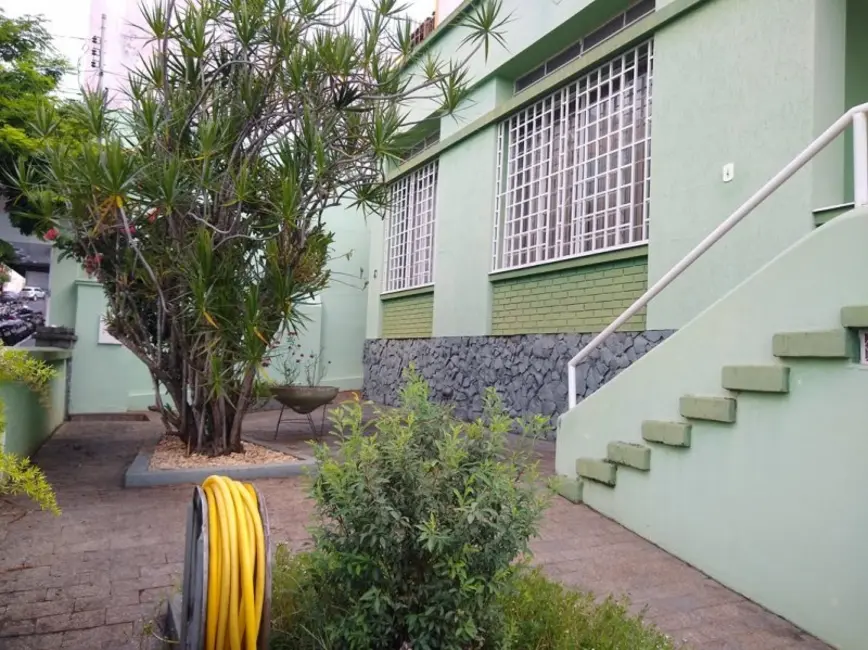 Casa com 3 quartos à venda, 369m2 em Jacarezinho - PR - imagem 5 Foto 5 de Casa com 3 quartos à venda, 369m2 em Jacarezinho - PR