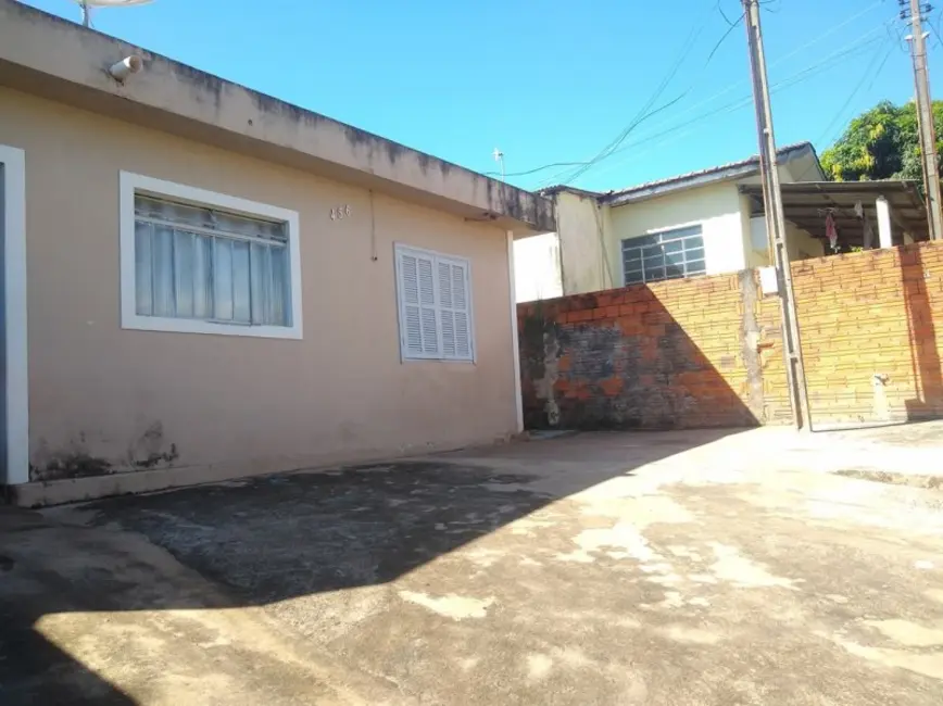 Casa com 3 quartos à venda, 121m2 em Jacarezinho - PR - imagem 4 Foto 4 de Casa com 3 quartos à venda, 121m2 em Jacarezinho - PR