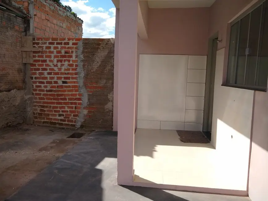 Casa com 2 quartos à venda, 54m2 em Jacarezinho - PR - imagem 7 Foto 7 de Casa com 2 quartos à venda, 54m2 em Jacarezinho - PR
