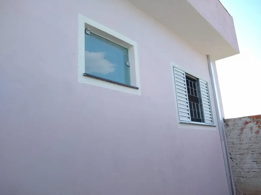 Casa com 2 quartos à venda, 54m2 em Jacarezinho - PR - imagem 6 Foto 6 de Casa com 2 quartos à venda, 54m2 em Jacarezinho - PR
