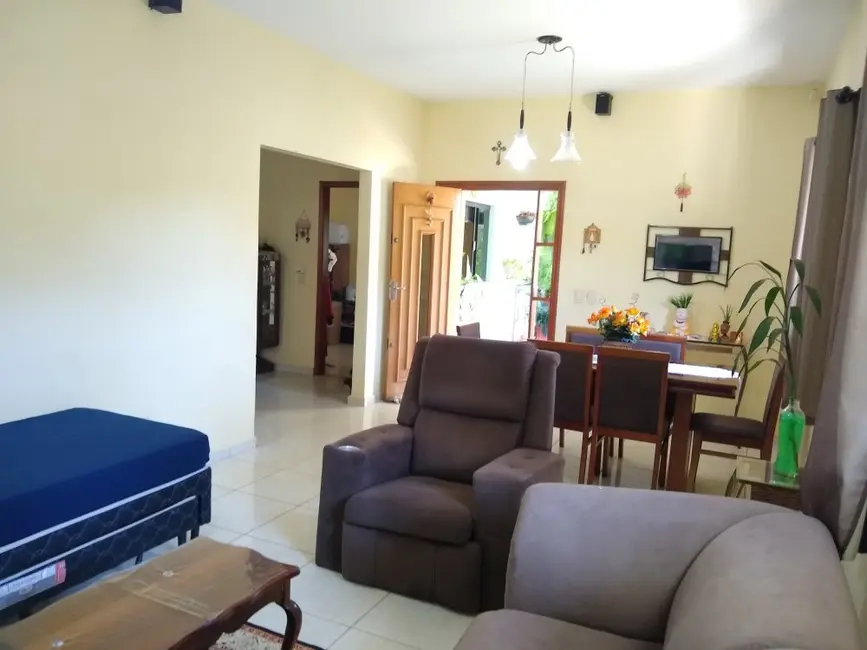 Casa com 3 quartos à venda, 150m2 em Jacarezinho - PR - imagem 7 Foto 7 de Casa com 3 quartos à venda, 150m2 em Jacarezinho - PR