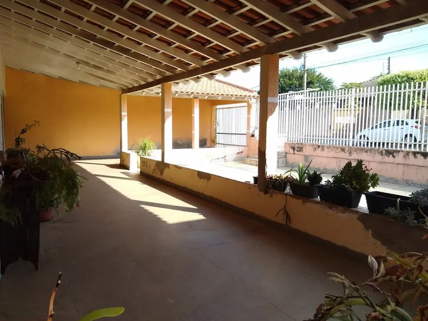 Casa com 3 quartos à venda, 150m2 em Jacarezinho - PR - imagem 6 Foto 6 de Casa com 3 quartos à venda, 150m2 em Jacarezinho - PR