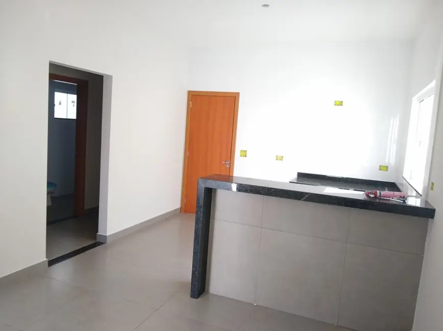 Casa com 3 quartos à venda, 98m2 em Jacarezinho - PR - imagem 7 Foto 7 de Casa com 3 quartos à venda, 98m2 em Jacarezinho - PR