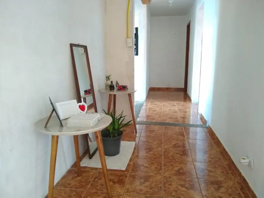 Casa com 3 quartos à venda, 55m2 em Jacarezinho - PR - imagem 8 Foto 8 de Casa com 3 quartos à venda, 55m2 em Jacarezinho - PR