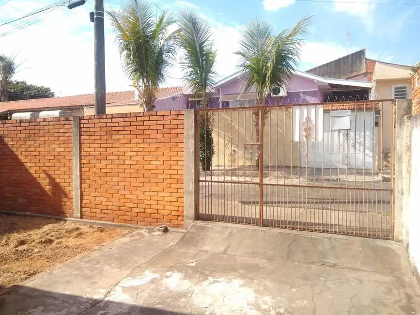 Casa com 3 quartos à venda, 55m2 em Jacarezinho - PR - imagem 2 Foto 2 de Casa com 3 quartos à venda, 55m2 em Jacarezinho - PR