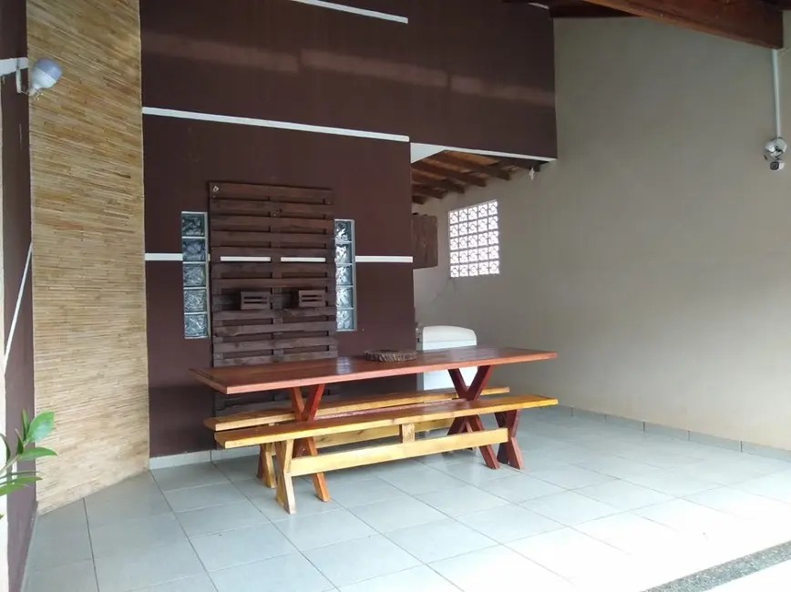 Casa com 3 quartos à venda, 80m2 em Jacarezinho - PR - imagem 7 Foto 7 de Casa com 3 quartos à venda, 80m2 em Jacarezinho - PR
