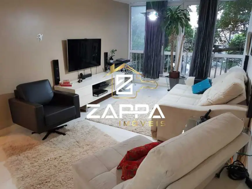 Foto 2 de Apartamento com 3 quartos à venda, 108m2 em Rio De Janeiro - RJ